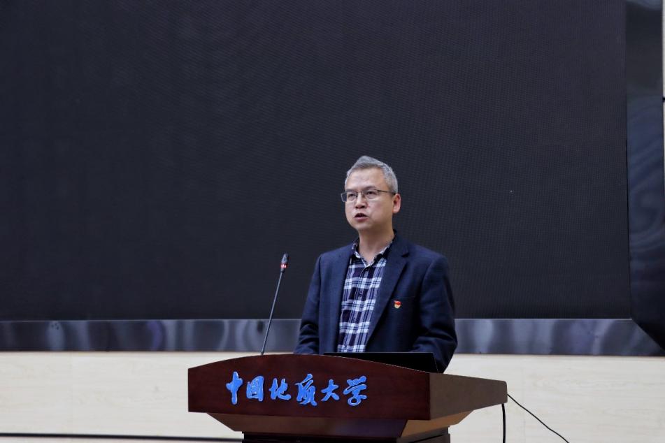 伟德源自英国始于1946