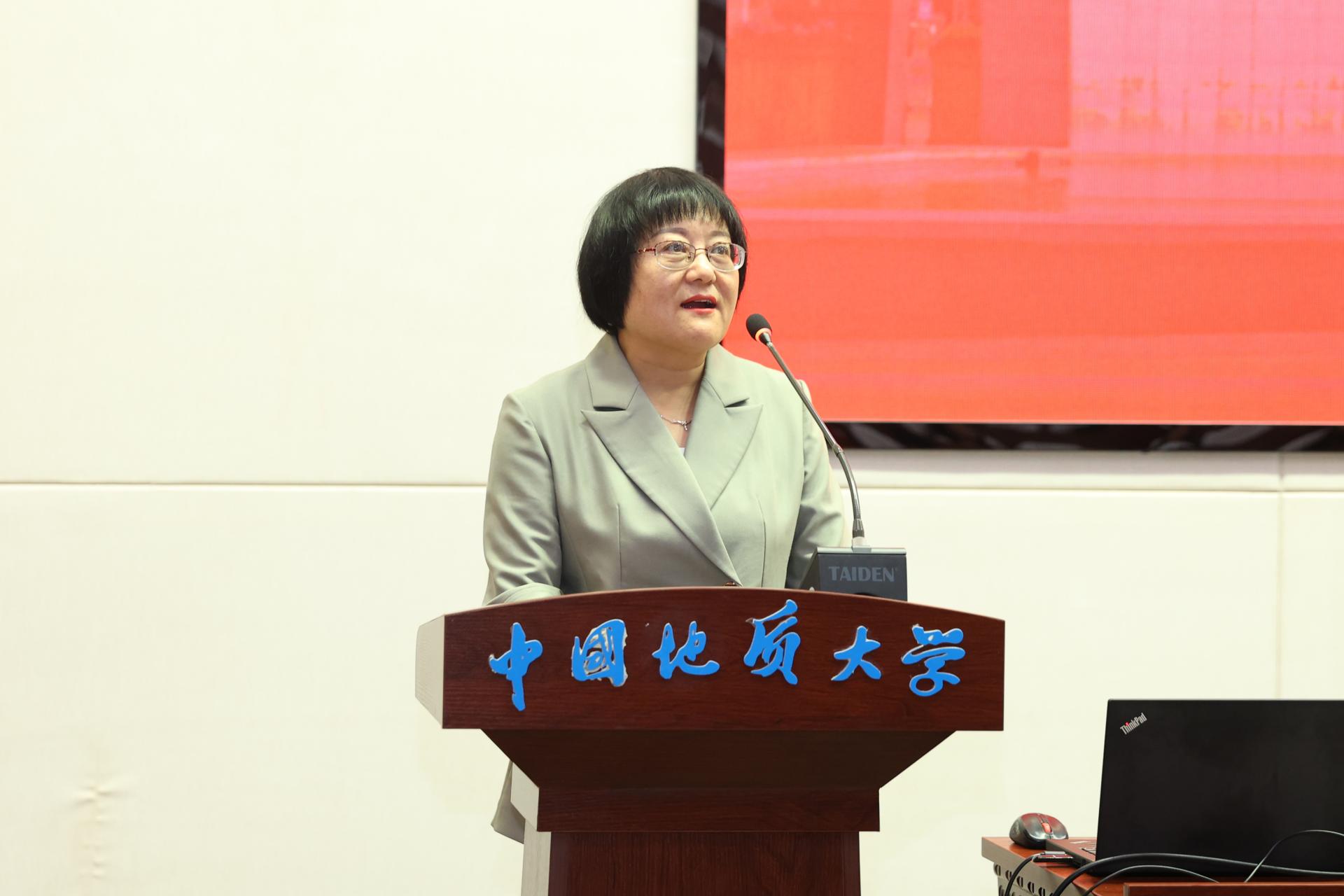 伟德源自英国始于1946