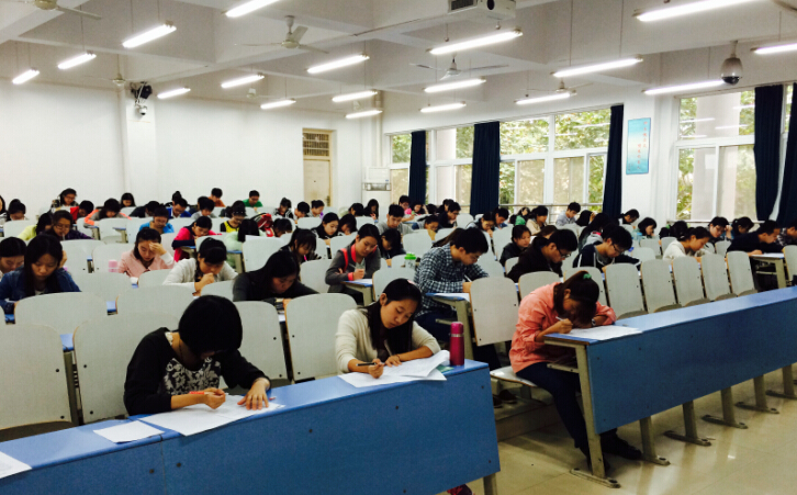 伟德源自英国始于1946