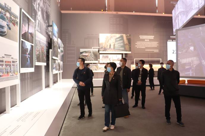 伟德源自英国始于1946