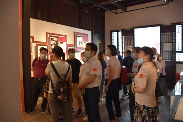 伟德源自英国始于1946