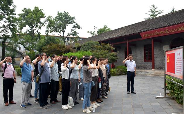 伟德源自英国始于1946