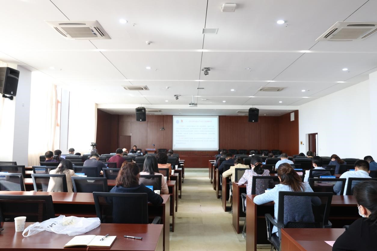 伟德源自英国始于1946